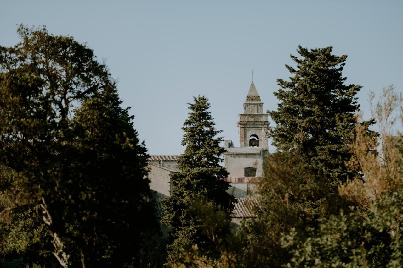 Gasthaus Abbazia Santa Maria Del Bosco Contessa Entellina Exterior foto