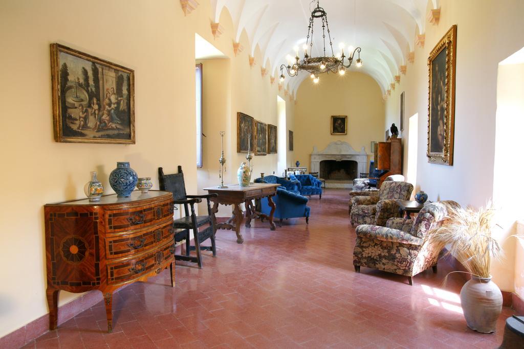 Gasthaus Abbazia Santa Maria Del Bosco Contessa Entellina Exterior foto