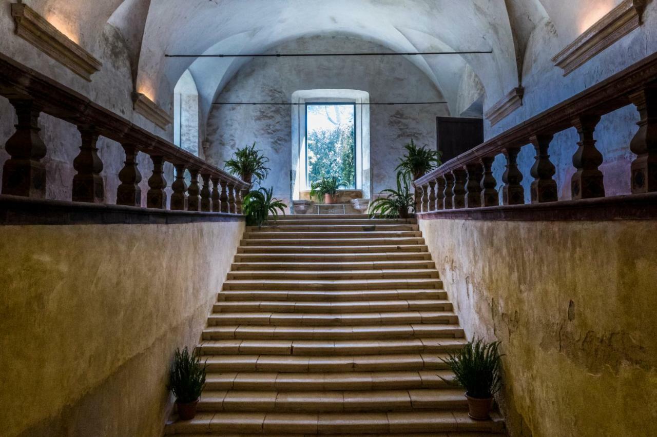 Gasthaus Abbazia Santa Maria Del Bosco Contessa Entellina Exterior foto